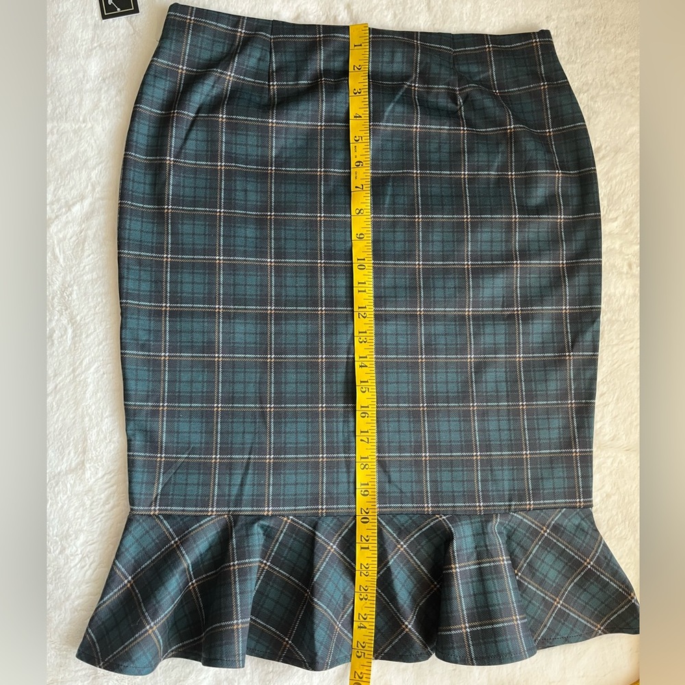 NYCC Green Trumpet Style Skirt Size M - Picture 6 of 7